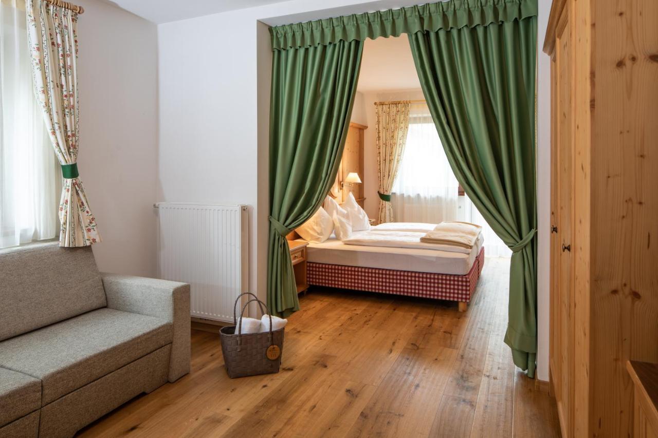 Hotel Falken Пфальцен Экстерьер фото