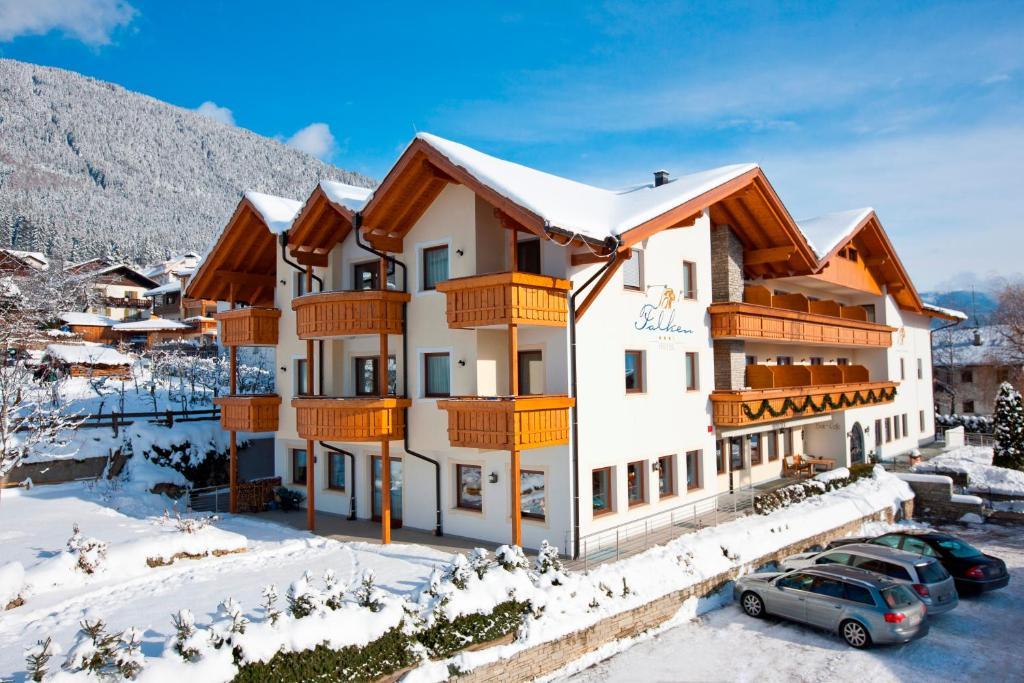 Hotel Falken Пфальцен Экстерьер фото